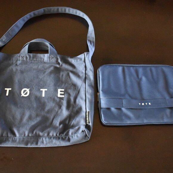 TOTE brand tote bag and laptop case - Navy - Picture 3 of 7